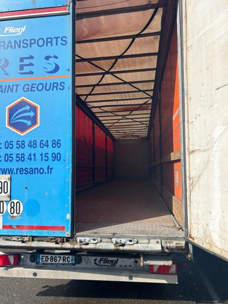 Fliegl - Sơ mi rơ moóc mui bạt: hình 5 Fliegl - Sơ mi rơ moóc mui bạt: hình 5