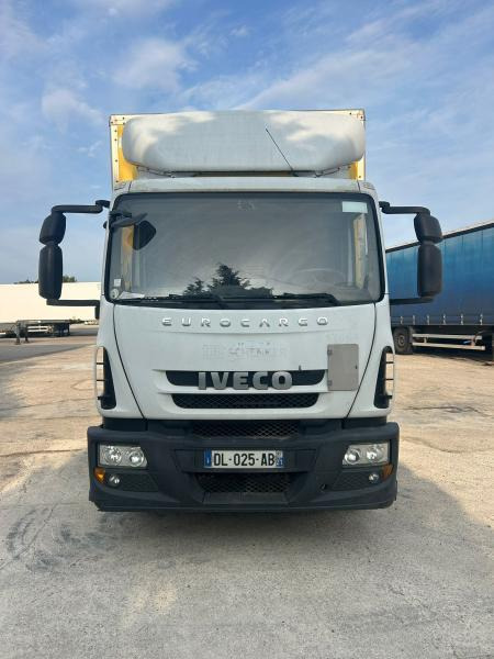 Iveco Eurocargo ML160E - Xe tải hộp: hình 2 Iveco Eurocargo ML160E - Xe tải hộp: hình 2