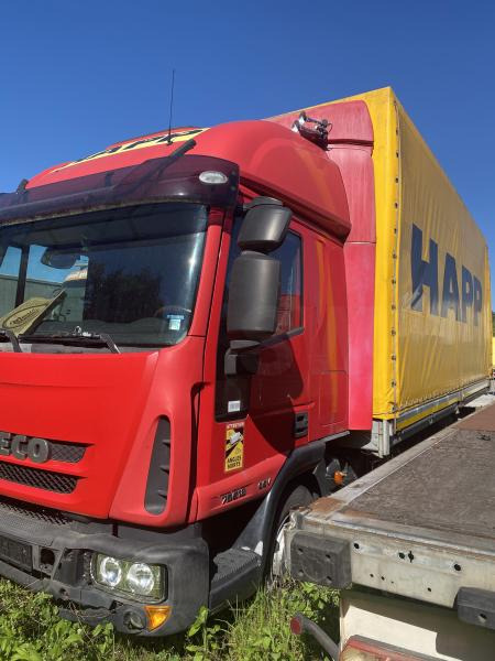 Iveco - Xe tải thùng mui bạt: hình 2 Iveco - Xe tải thùng mui bạt: hình 2