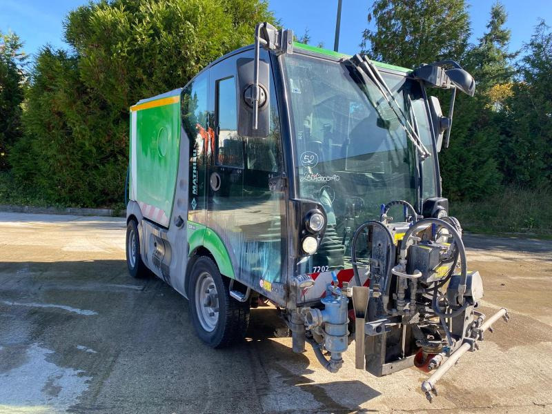 Mathieu Azura MC210 - Xe quét đường: hình 1 Mathieu Azura MC210 - Xe quét đường: hình 1