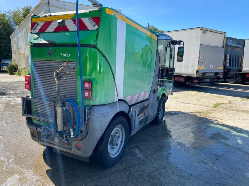 Mathieu Azura MC210 - Xe quét đường: hình 3 Mathieu Azura MC210 - Xe quét đường: hình 3