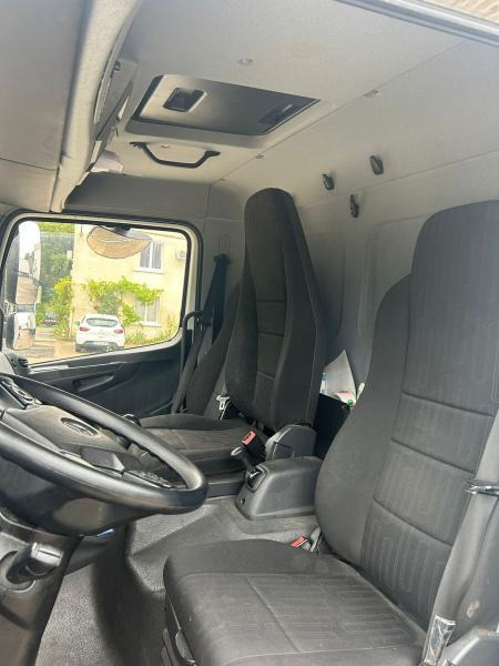 Mercedes Atego 816 - Xe tải hộp: hình 3 Mercedes Atego 816 - Xe tải hộp: hình 3