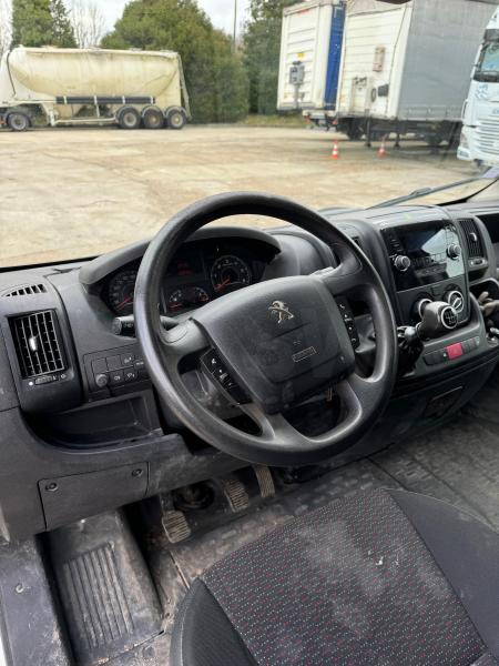 Peugeot Boxer - Xe van chở hàng: hình 3 Peugeot Boxer - Xe van chở hàng: hình 3