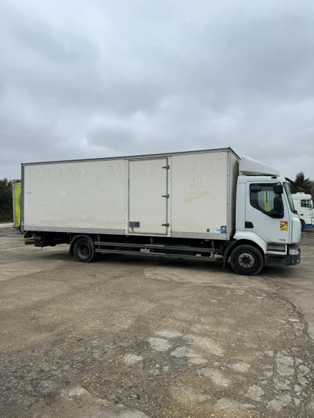 Renault Midlum 180 - Xe tải hộp: hình 2 Renault Midlum 180 - Xe tải hộp: hình 2