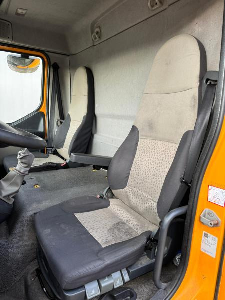 Renault Midlum 220 - Xe tải hộp: hình 4 Renault Midlum 220 - Xe tải hộp: hình 4