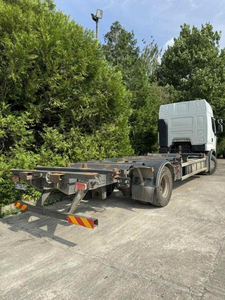 Renault Premium 430 - Xe chở container/ Xe tải hoán đổi thân: hình 4 Renault Premium 430 - Xe chở container/ Xe tải hoán đổi thân: hình 4