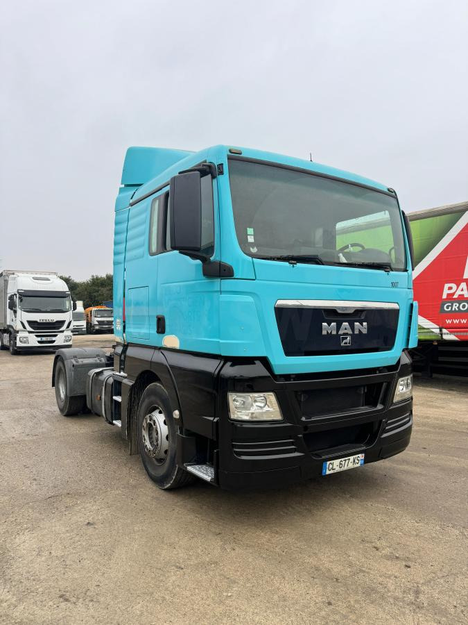 MAN TGX 18.400 - Xe đầu kéo: hình 1 MAN TGX 18.400 - Xe đầu kéo: hình 1