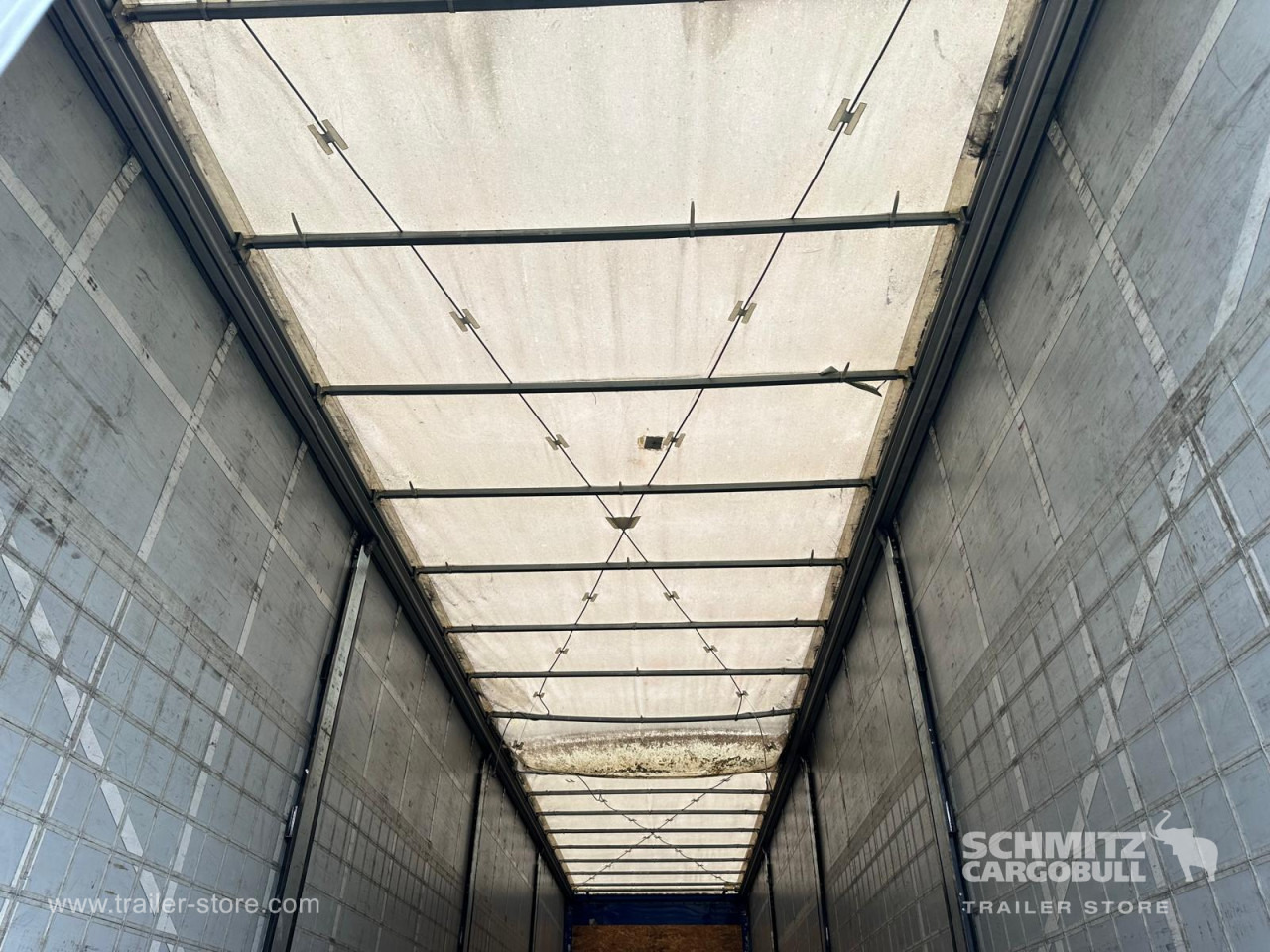 FRUEHAUF Curtainsider Standard - Sơ mi rơ moóc mui bạt: hình 2 FRUEHAUF Curtainsider Standard - Sơ mi rơ moóc mui bạt: hình 2