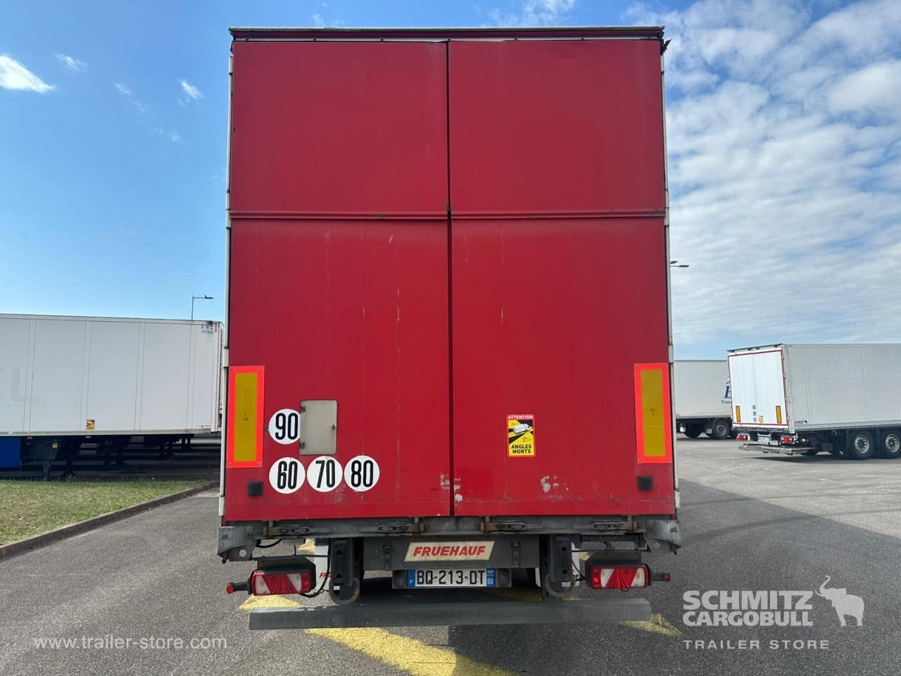 FRUEHAUF Curtainsider Standard - Sơ mi rơ moóc mui bạt: hình 2 FRUEHAUF Curtainsider Standard - Sơ mi rơ moóc mui bạt: hình 2