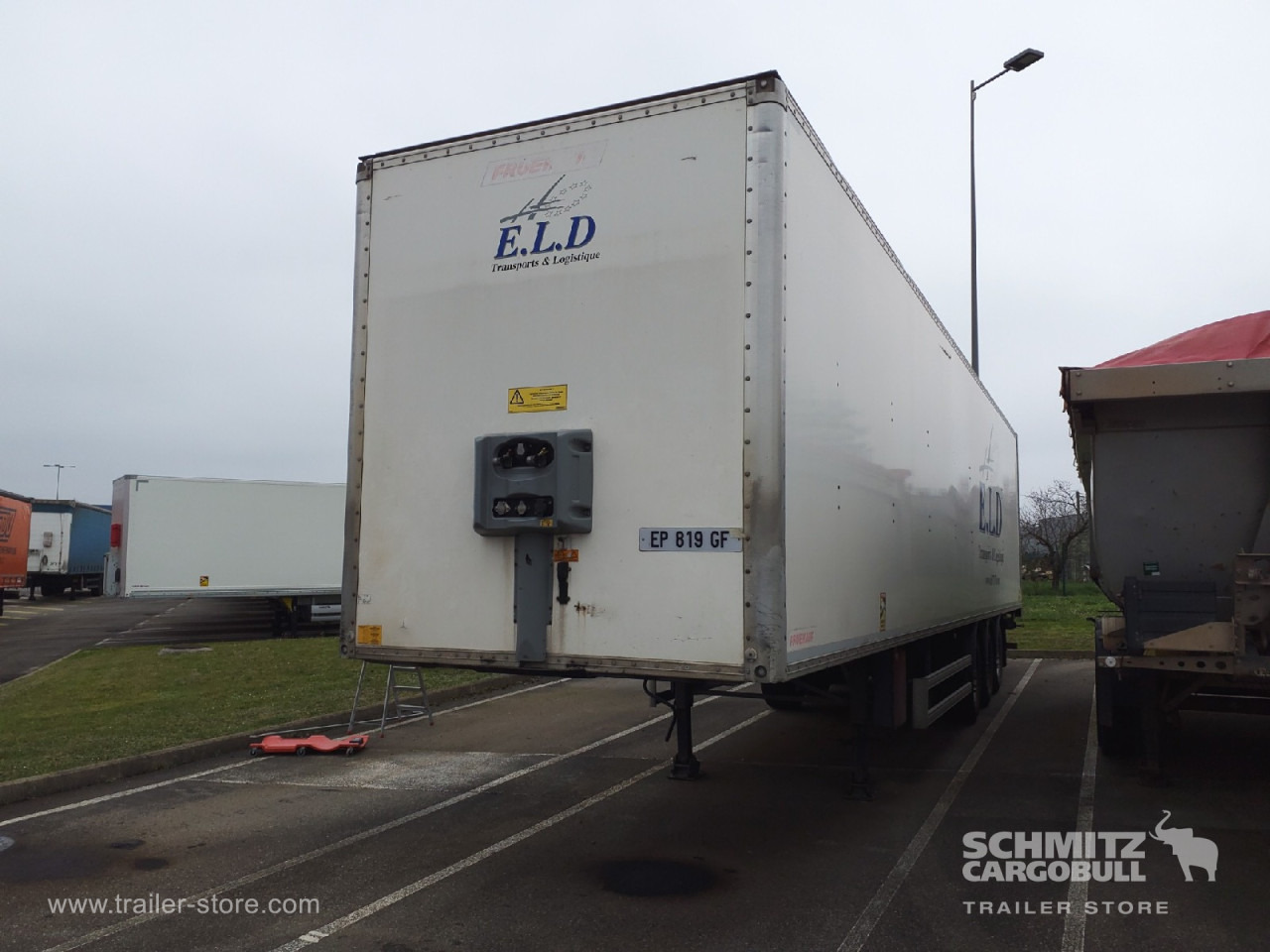 FRUEHAUF Dryfreight Standard Roller shutter door - Sơ mi rơ moóc hộp kín: hình 4 FRUEHAUF Dryfreight Standard Roller shutter door - Sơ mi rơ moóc hộp kín: hình 4