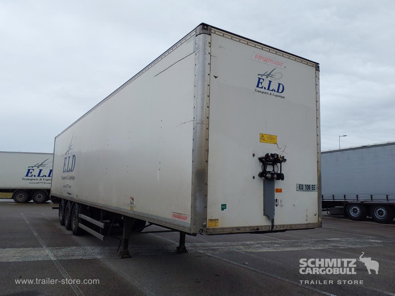 FRUEHAUF Dryfreight Standard Roller shutter door - Sơ mi rơ moóc hộp kín: hình 1 FRUEHAUF Dryfreight Standard Roller shutter door - Sơ mi rơ moóc hộp kín: hình 1