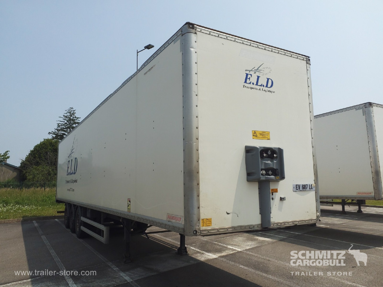 FRUEHAUF Dryfreight Standard Roller shutter door - Sơ mi rơ moóc hộp kín: hình 1 FRUEHAUF Dryfreight Standard Roller shutter door - Sơ mi rơ moóc hộp kín: hình 1