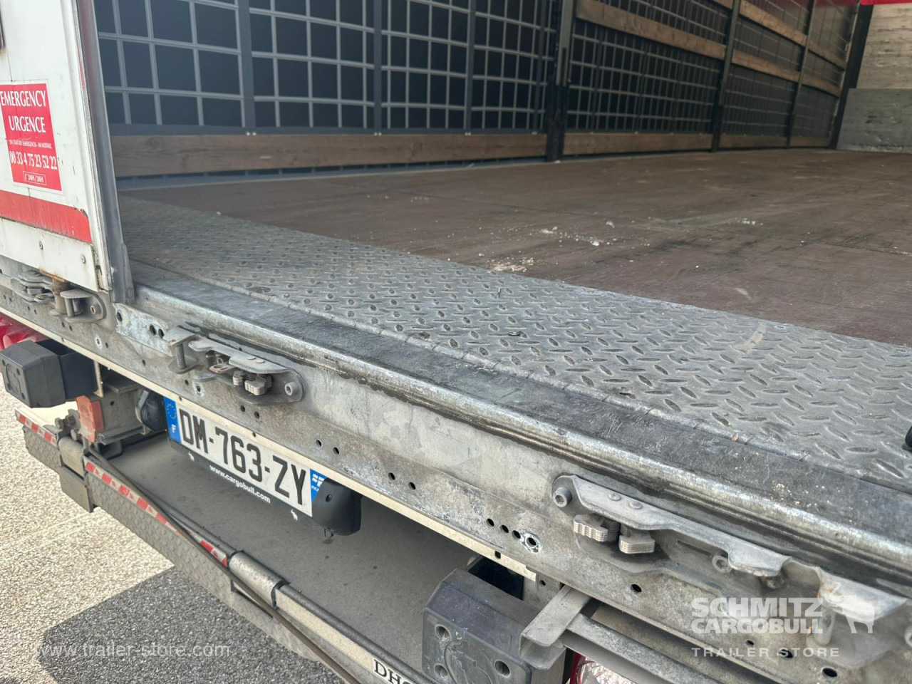 SCHMITZ Curtainsider Standard - Sơ mi rơ moóc mui bạt: hình 4 SCHMITZ Curtainsider Standard - Sơ mi rơ moóc mui bạt: hình 4
