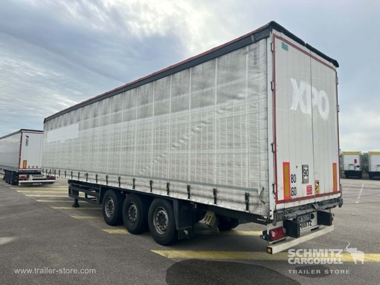 SCHMITZ Curtainsider Standard - Sơ mi rơ moóc mui bạt: hình 4 SCHMITZ Curtainsider Standard - Sơ mi rơ moóc mui bạt: hình 4