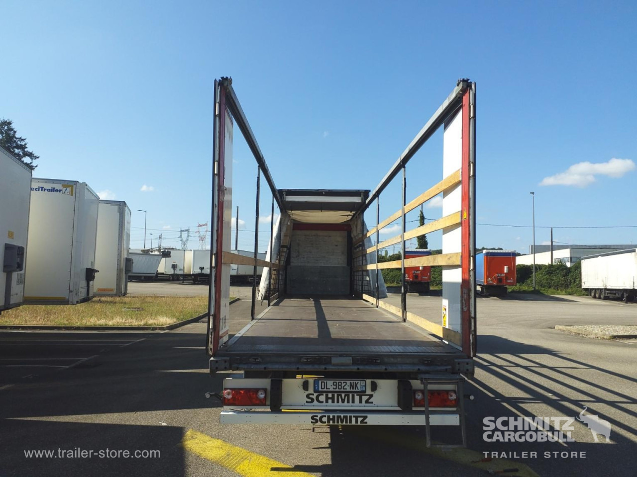 SCHMITZ Curtainsider Standard - Sơ mi rơ moóc mui bạt: hình 3 SCHMITZ Curtainsider Standard - Sơ mi rơ moóc mui bạt: hình 3