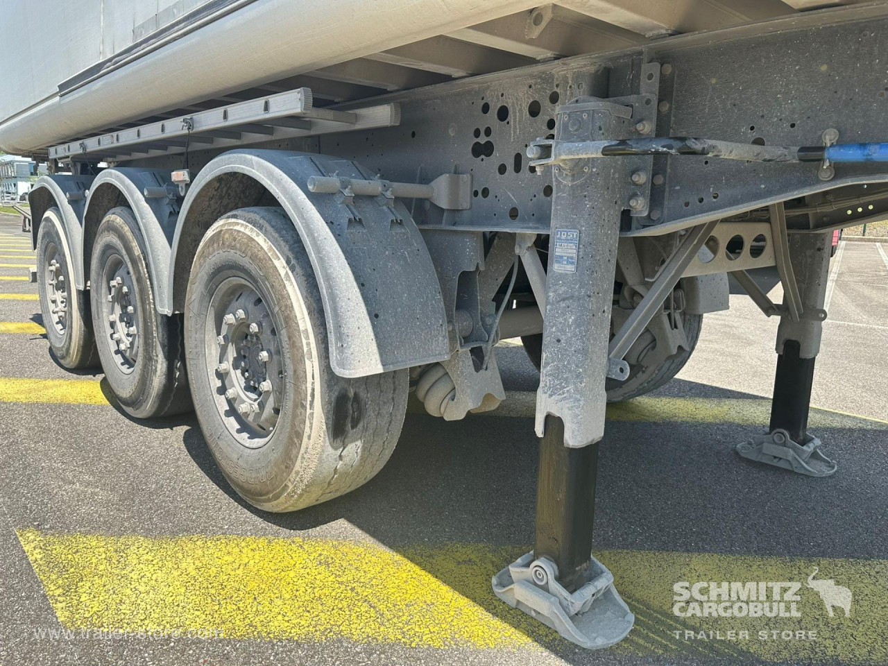 SCHMITZ Tipper Alu-square sided body 27m³ - Sơ mi rơ moóc ben: hình 2 SCHMITZ Tipper Alu-square sided body 27m³ - Sơ mi rơ moóc ben: hình 2