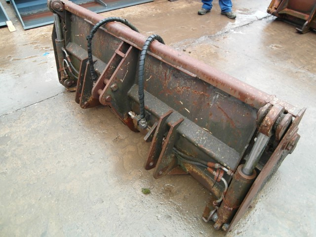 Atlas - Gầu xúc lật: hình 3 Atlas - Gầu xúc lật: hình 3