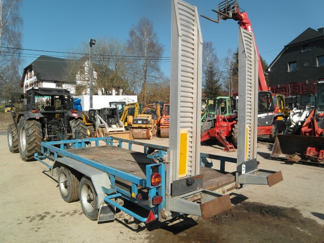 BLOMENROHR J7/2842 - Rơ moóc để vận chuyển thiết bị: hình 4 BLOMENROHR J7/2842 - Rơ moóc để vận chuyển thiết bị: hình 4