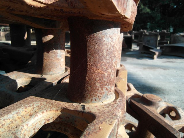 Berco - Bánh lăn cho Máy móc xây dựng: hình 5 Berco - Bánh lăn cho Máy móc xây dựng: hình 5