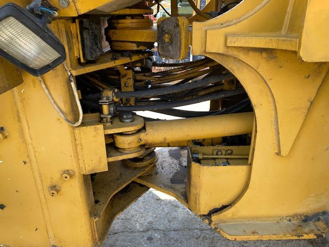 Máy xúc lật bánh lốp Cat IT 28 G: hình 13 Máy xúc lật bánh lốp Cat IT 28 G: hình 13