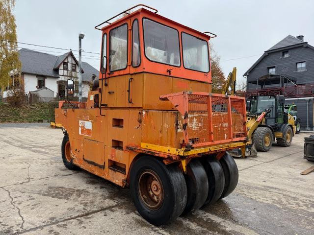 Hamm GRW 15 - Máy lăn khí nén: hình 4 Hamm GRW 15 - Máy lăn khí nén: hình 4