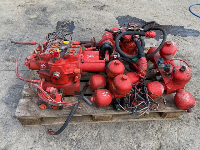 2426877 - O&K L45 - Phụ tùng cho Máy móc xây dựng: hình 4 2426877 - O&K L45 - Phụ tùng cho Máy móc xây dựng: hình 4