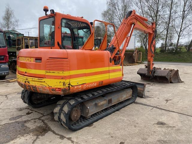 Takeuchi TB 175 - Máy xúc mini: hình 3 Takeuchi TB 175 - Máy xúc mini: hình 3
