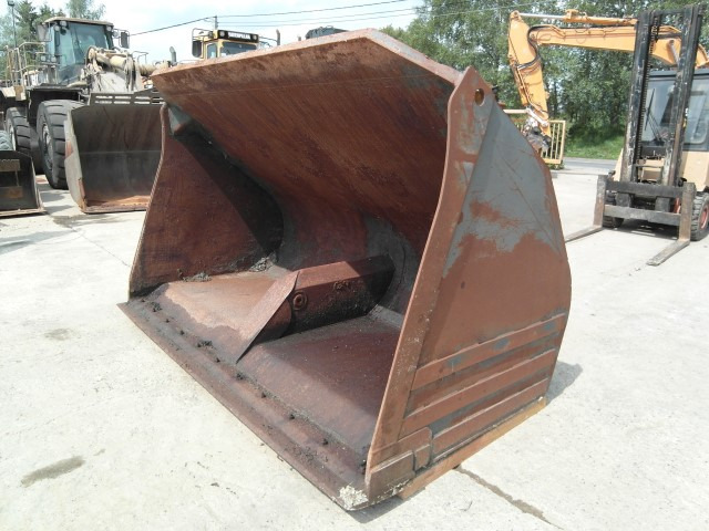Volvo - Gầu xúc lật cho Máy móc xây dựng: hình 1 Volvo - Gầu xúc lật cho Máy móc xây dựng: hình 1