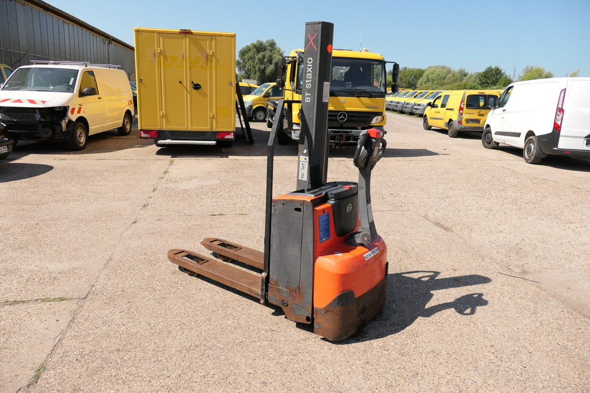 BT SWE 080L - Xe tải nâng pallet: hình 2 BT SWE 080L - Xe tải nâng pallet: hình 2