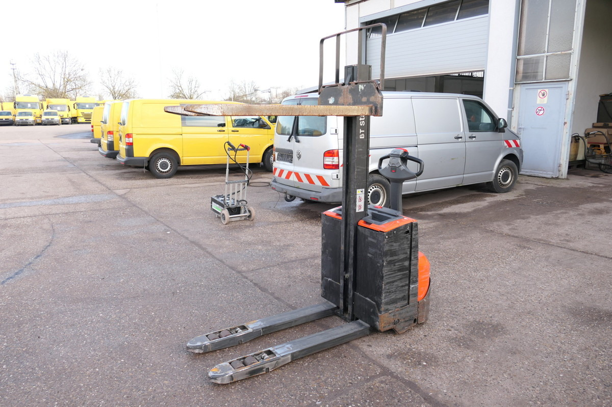 BT SWE 080L - Xe tải nâng pallet: hình 2 BT SWE 080L - Xe tải nâng pallet: hình 2