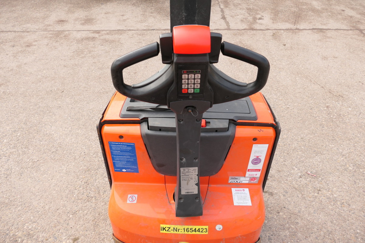 BT SWE 080L - Xe tải nâng pallet: hình 5 BT SWE 080L - Xe tải nâng pallet: hình 5