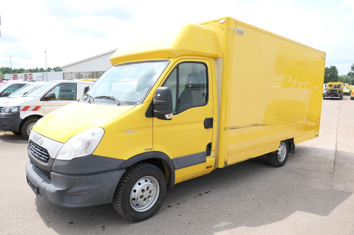IVECO Daily 35 S11 C30C AUTOMATIK KAMERA MAXI KAMERA R - Xe tải nhỏ thùng kín: hình 2 IVECO Daily 35 S11 C30C AUTOMATIK KAMERA MAXI KAMERA R - Xe tải nhỏ thùng kín: hình 2
