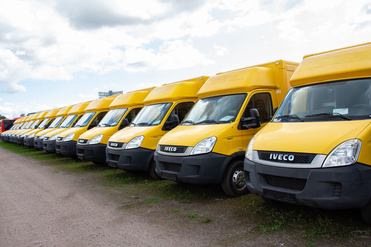 IVECO Daily 35 S11 C30C AUTOMATIK KAMERA MAXI Regale D - Xe tải nhỏ thùng kín: hình 1 IVECO Daily 35 S11 C30C AUTOMATIK KAMERA MAXI Regale D - Xe tải nhỏ thùng kín: hình 1