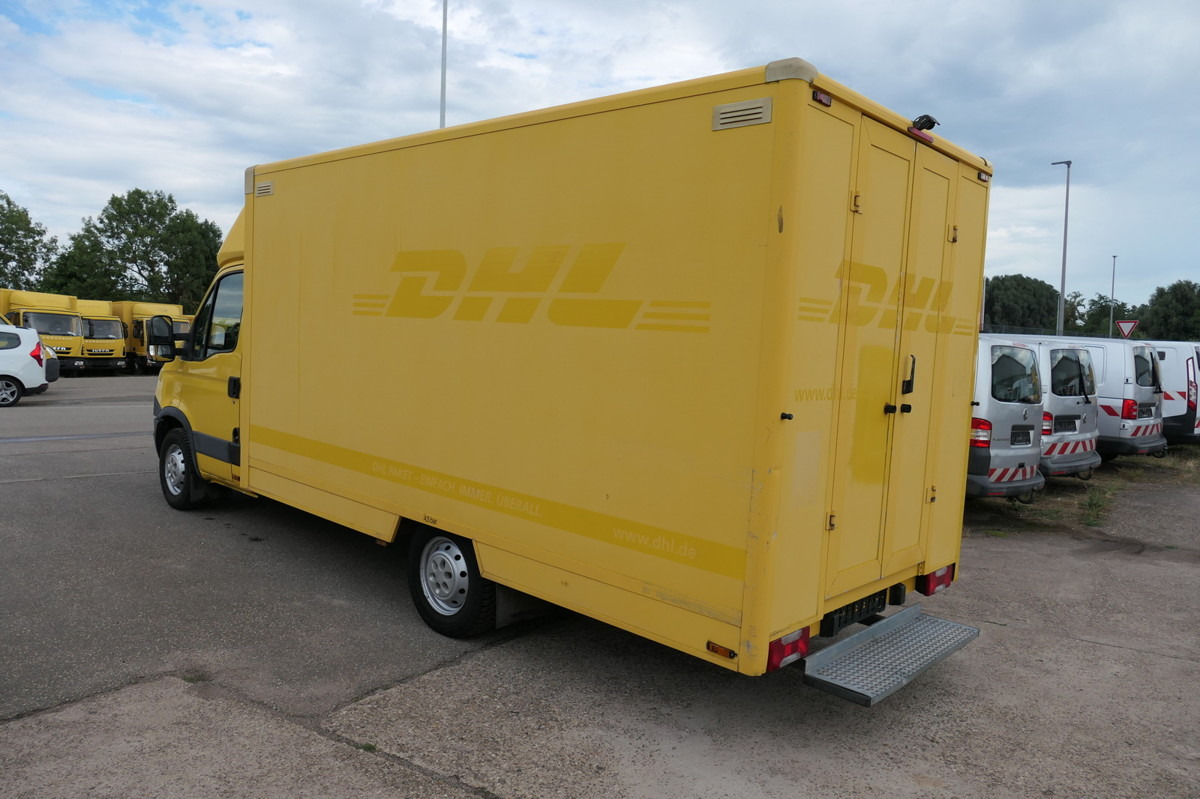IVECO Daily 35 S11 C30C AUTOMATIK KAMERA Regale LUFT D - Xe tải nhỏ thùng kín: hình 4 IVECO Daily 35 S11 C30C AUTOMATIK KAMERA Regale LUFT D - Xe tải nhỏ thùng kín: hình 4