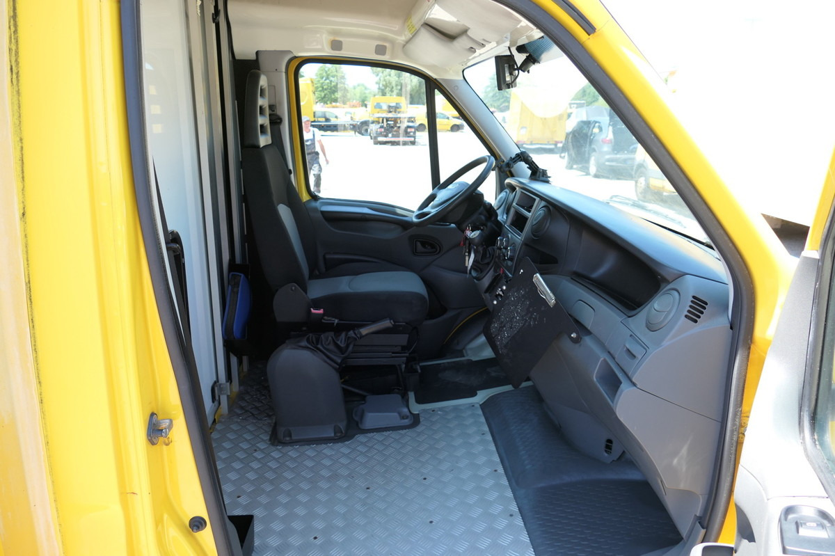 IVECO Daily 35 S11 C30C AUTOMATIK KAMERA Regale LUFT D - Xe tải nhỏ thùng kín: hình 5 IVECO Daily 35 S11 C30C AUTOMATIK KAMERA Regale LUFT D - Xe tải nhỏ thùng kín: hình 5