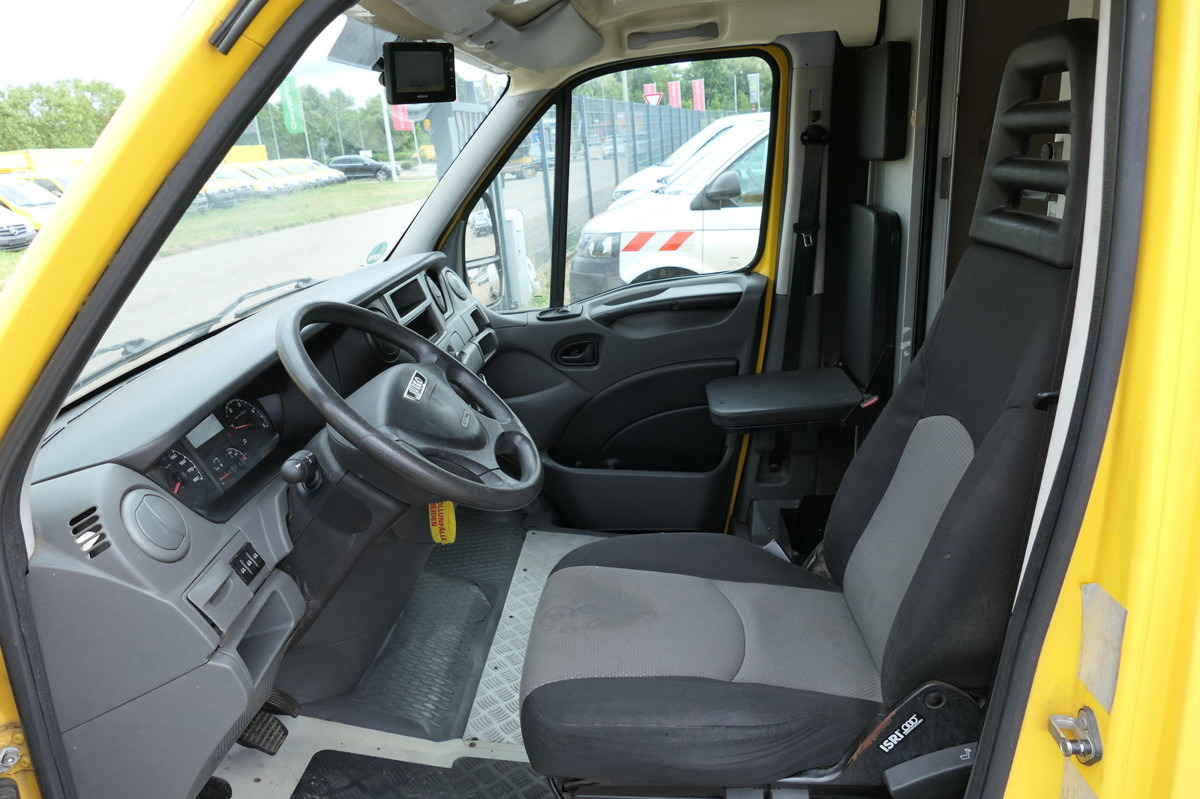 IVECO Daily 35 S11 C30C AUTOMATIK KAMERA Regale LUFT D - Xe tải nhỏ thùng kín: hình 5 IVECO Daily 35 S11 C30C AUTOMATIK KAMERA Regale LUFT D - Xe tải nhỏ thùng kín: hình 5