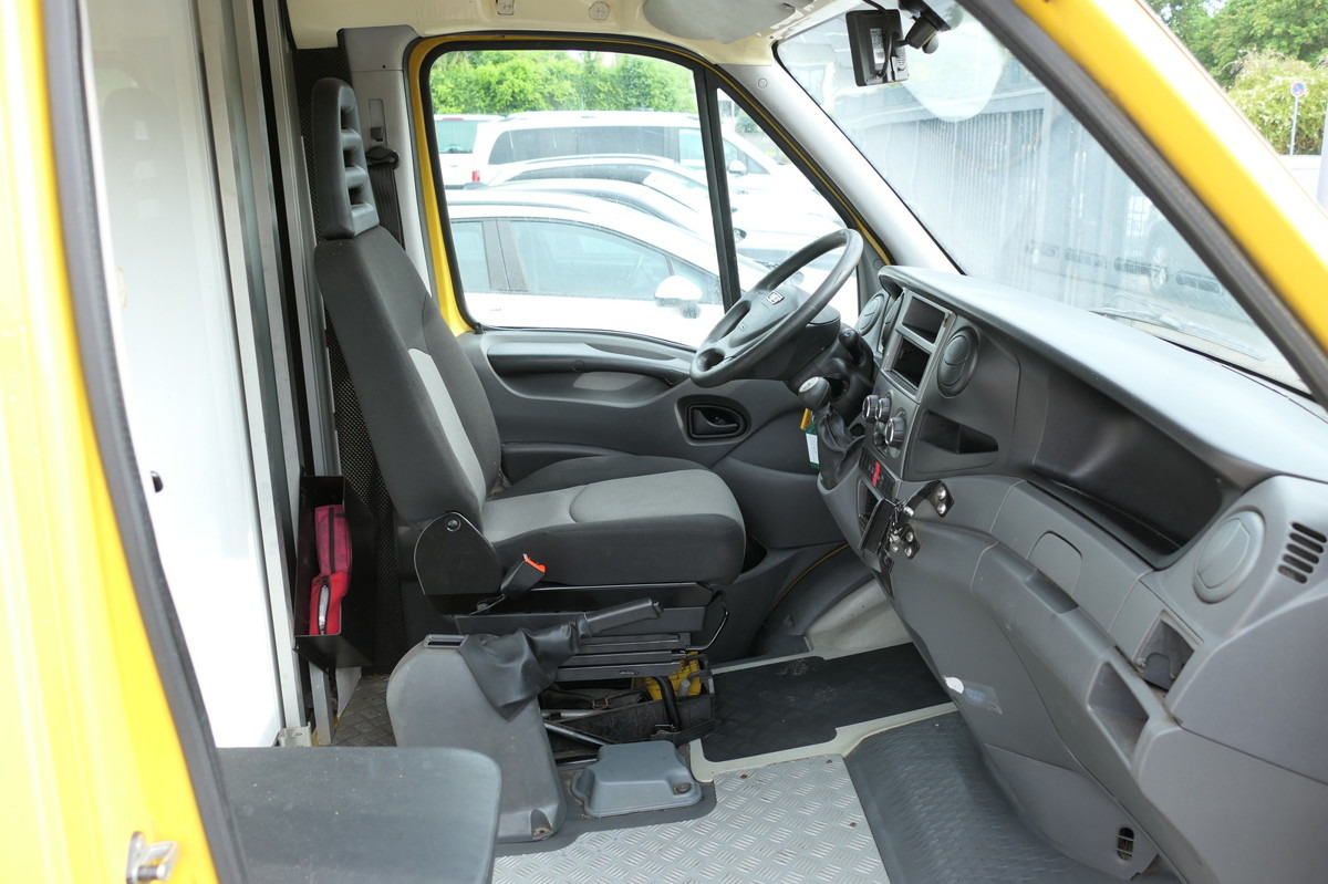 IVECO Daily 35 S11 C30C AUTOMATIK KAMERA Regale LUFT D - Xe tải nhỏ thùng kín: hình 5 IVECO Daily 35 S11 C30C AUTOMATIK KAMERA Regale LUFT D - Xe tải nhỏ thùng kín: hình 5
