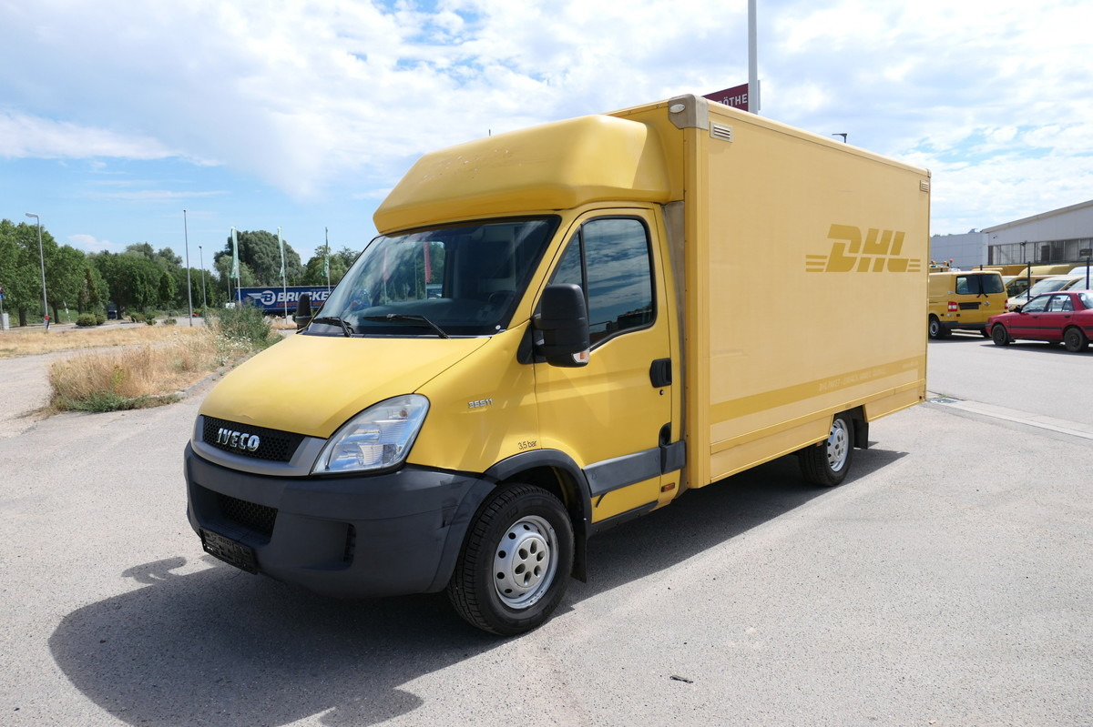 IVECO Daily 35 S11 C30C AUTOMATIK KAMERA Regale LUFT - Xe tải nhỏ thùng kín: hình 2 IVECO Daily 35 S11 C30C AUTOMATIK KAMERA Regale LUFT - Xe tải nhỏ thùng kín: hình 2