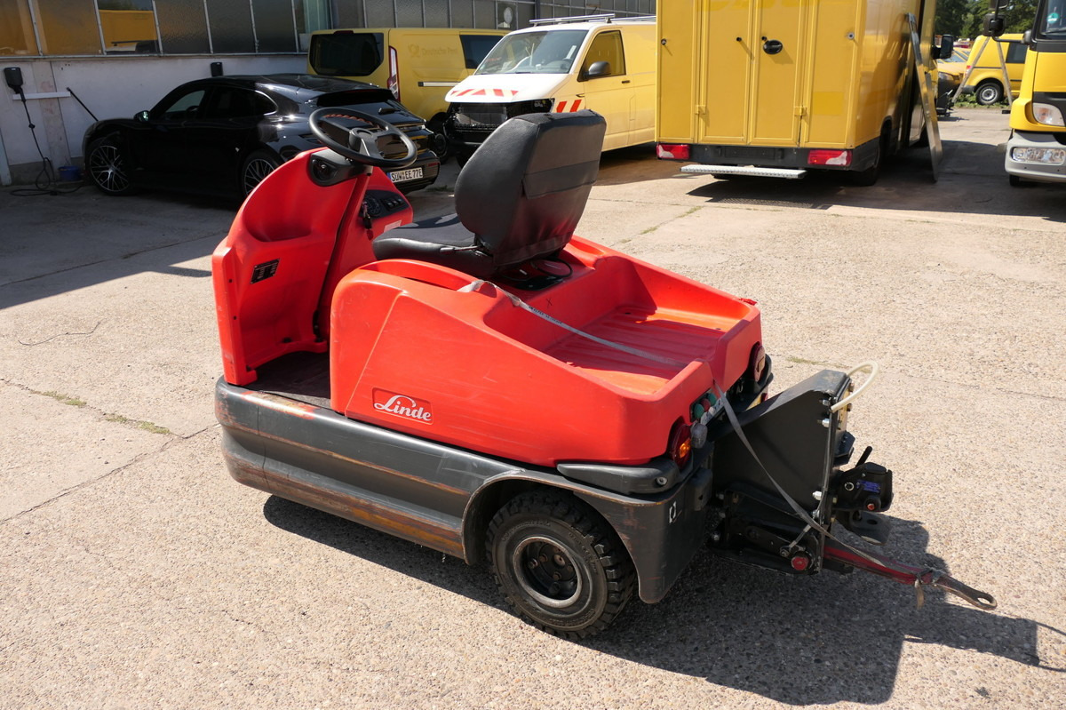LINDE P 60 Z Schlepper - Xe cày kéo: hình 4 LINDE P 60 Z Schlepper - Xe cày kéo: hình 4