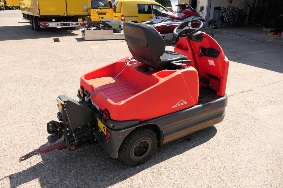 LINDE P 60 Z Schlepper - Xe cày kéo: hình 3 LINDE P 60 Z Schlepper - Xe cày kéo: hình 3