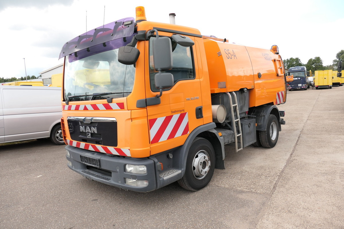 MAN TGL 12.250 Küpper Weisser Kehrmaschine - Xe quét đường: hình 2 MAN TGL 12.250 Küpper Weisser Kehrmaschine - Xe quét đường: hình 2