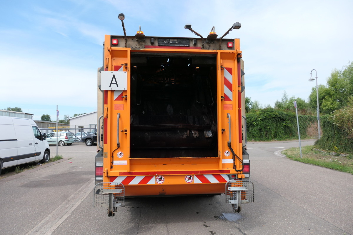 MERCEDES-BENZ 2635 NGE-L62N Econic Aufbau Zöller Medium - Xe tải chở rác: hình 5 MERCEDES-BENZ 2635 NGE-L62N Econic Aufbau Zöller Medium - Xe tải chở rác: hình 5