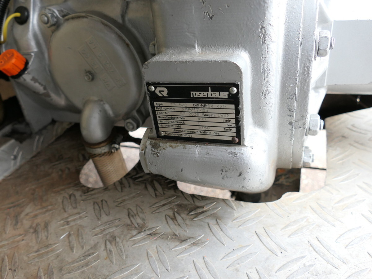 Xe cứu thương MERCEDES-BENZ 814 D LF 8/6 DoKa AHK Löschwassertank 600L Schli: hình 11 Xe cứu thương MERCEDES-BENZ 814 D LF 8/6 DoKa AHK Löschwassertank 600L Schli: hình 11