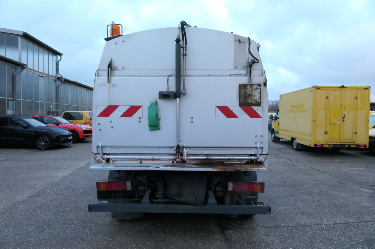 MERCEDES-BENZ Atego 1018 Rechtslenker Schmidt SK 500 R Rückfah - Xe quét đường: hình 5 MERCEDES-BENZ Atego 1018 Rechtslenker Schmidt SK 500 R Rückfah - Xe quét đường: hình 5