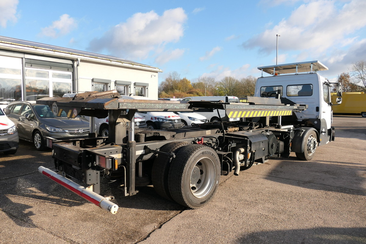 MERCEDES-BENZ Kamag Wiesel WBH 25 E4-D - Xe chở container/ Xe tải hoán đổi thân: hình 2 MERCEDES-BENZ Kamag Wiesel WBH 25 E4-D - Xe chở container/ Xe tải hoán đổi thân: hình 2