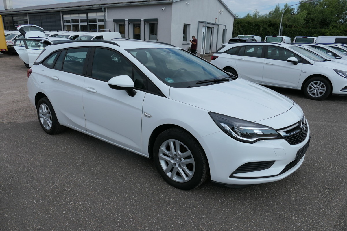 OPEL Astra K 1.6 CDTI Edition S/S KLIMA - Xe hơi: hình 2 OPEL Astra K 1.6 CDTI Edition S/S KLIMA - Xe hơi: hình 2