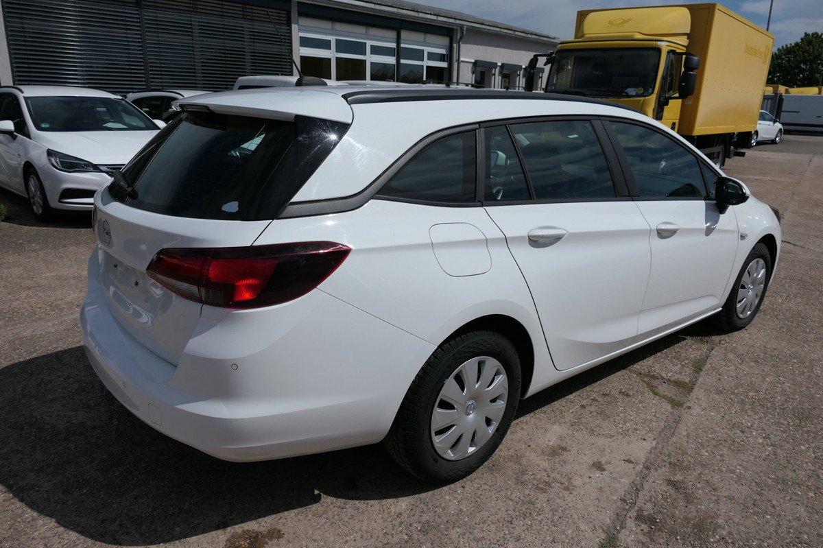 OPEL Astra Sports Tourer 1.5 CDTI KLIMA - Xe hơi: hình 3 OPEL Astra Sports Tourer 1.5 CDTI KLIMA - Xe hơi: hình 3