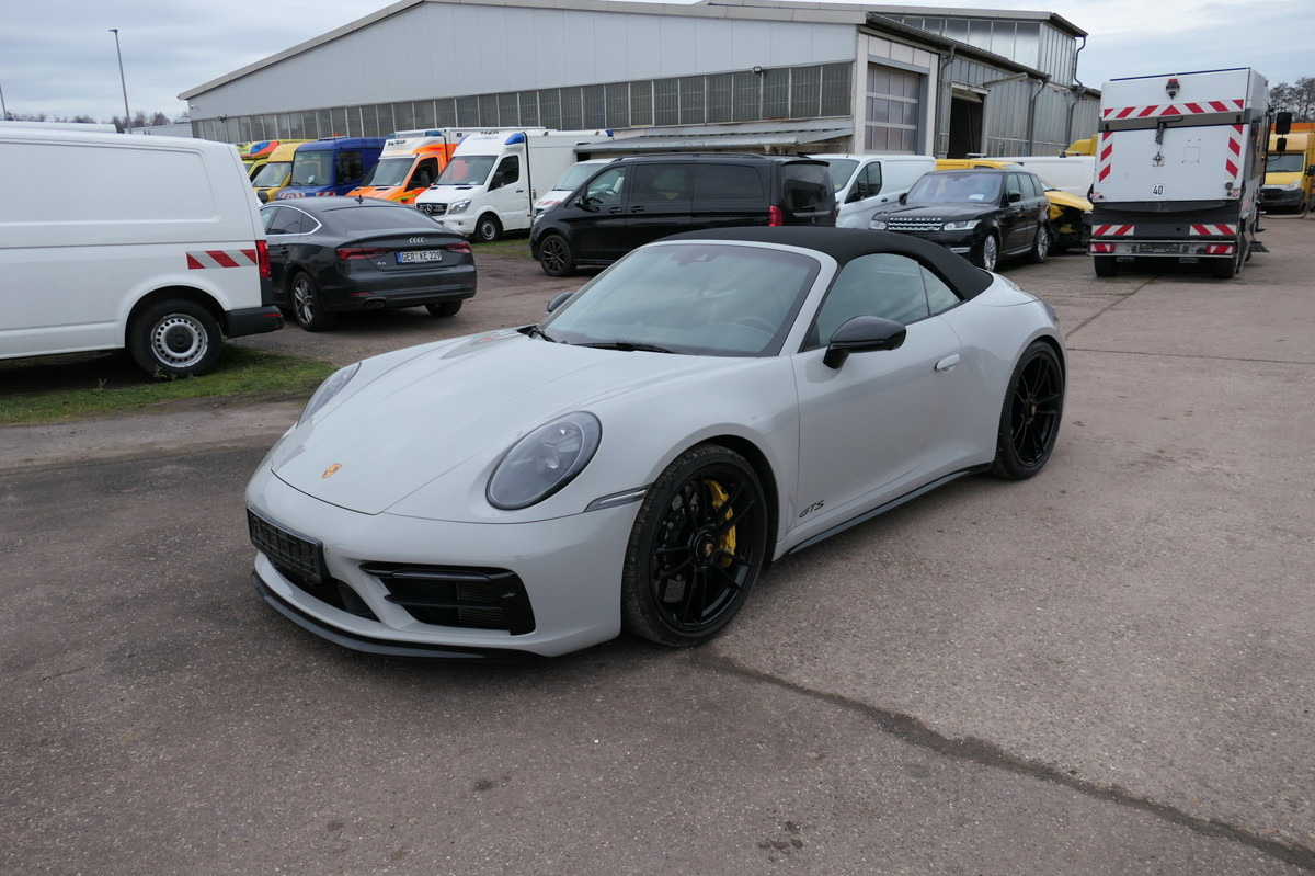 PORSCHE 911 Carrera GTS Cabriolet TÜV neu, Hinterräder n - Xe mui trần: hình 1 PORSCHE 911 Carrera GTS Cabriolet TÜV neu, Hinterräder n - Xe mui trần: hình 1