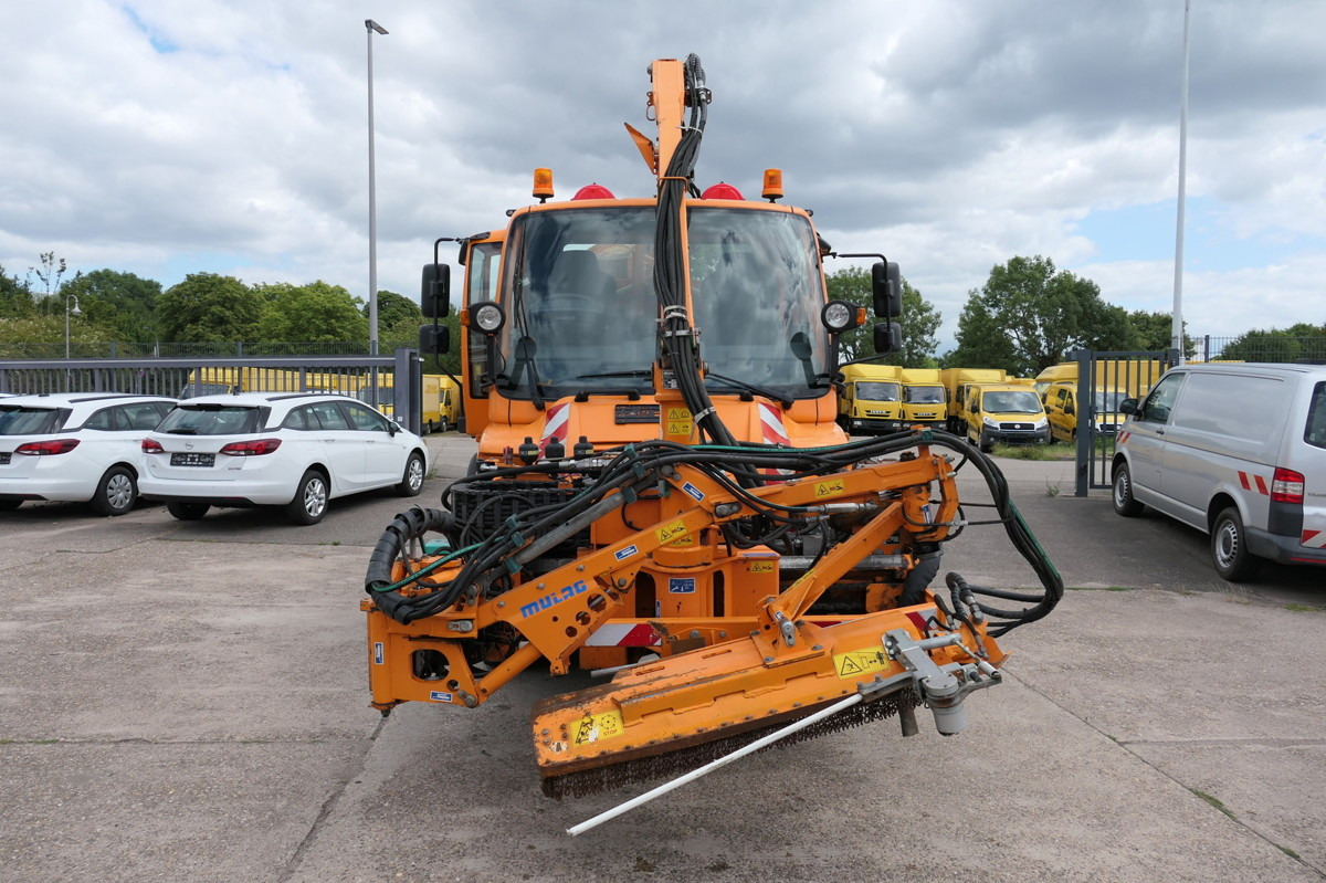 UNIMOG U400 405/12 - Xe ben: hình 5 UNIMOG U400 405/12 - Xe ben: hình 5