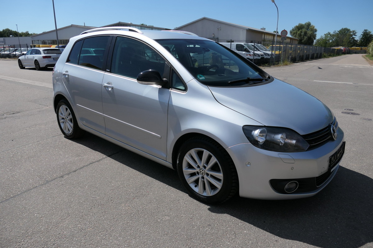 VW Golf VI Plus 1.6 TDI BMT Style KLIMA - Sedan: hình 2 VW Golf VI Plus 1.6 TDI BMT Style KLIMA - Sedan: hình 2
